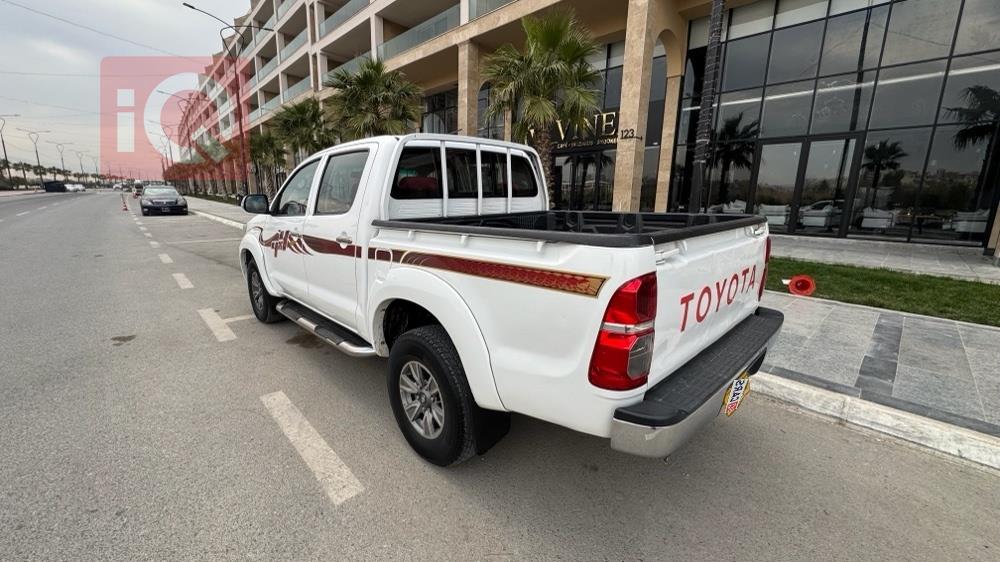 تويوتا هايلوكس